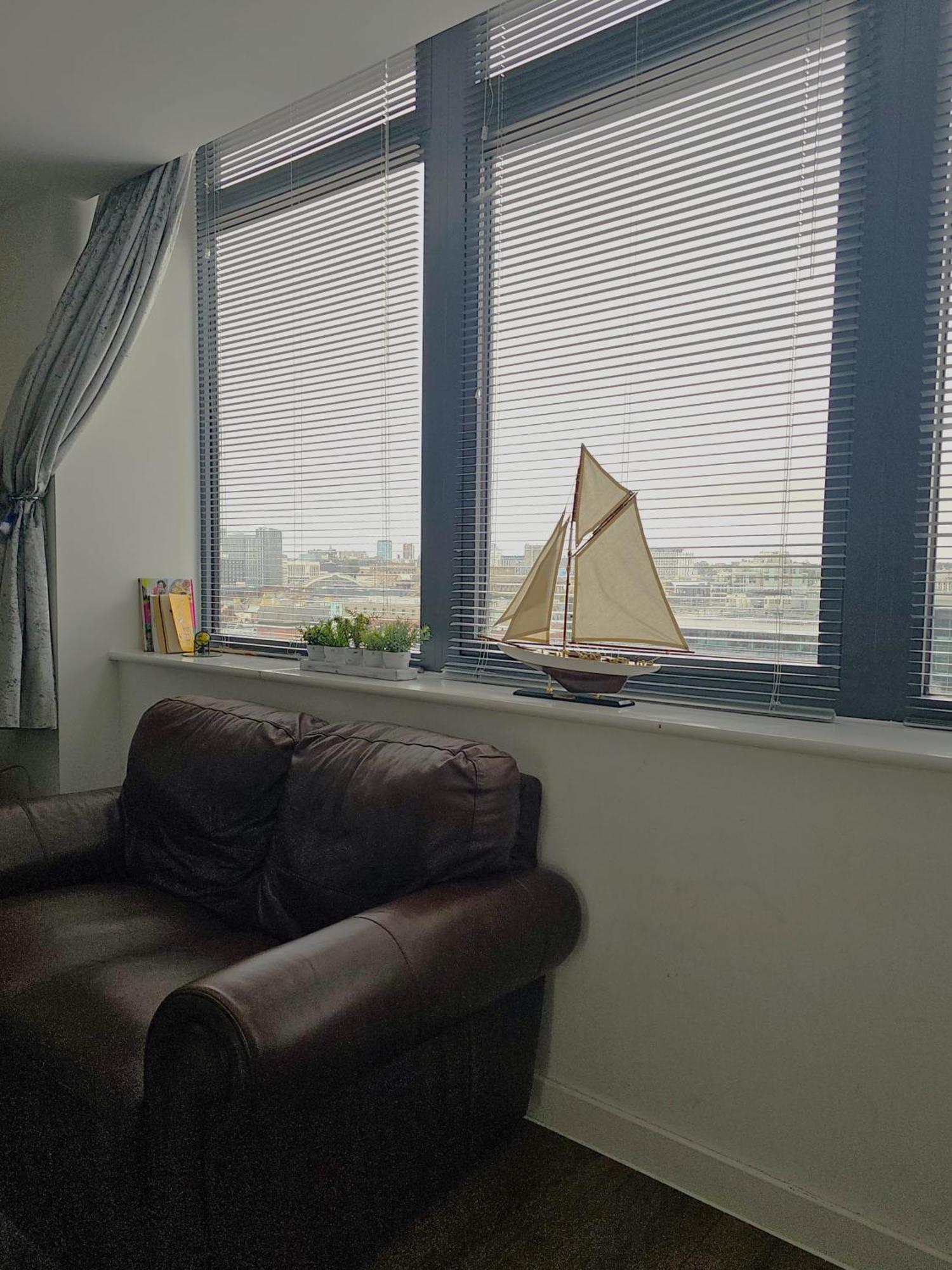 Sidemerseylivings - Central, Bright, And Convenient 2-Bedroom Apartment With Parking Liverpool Exterior photo