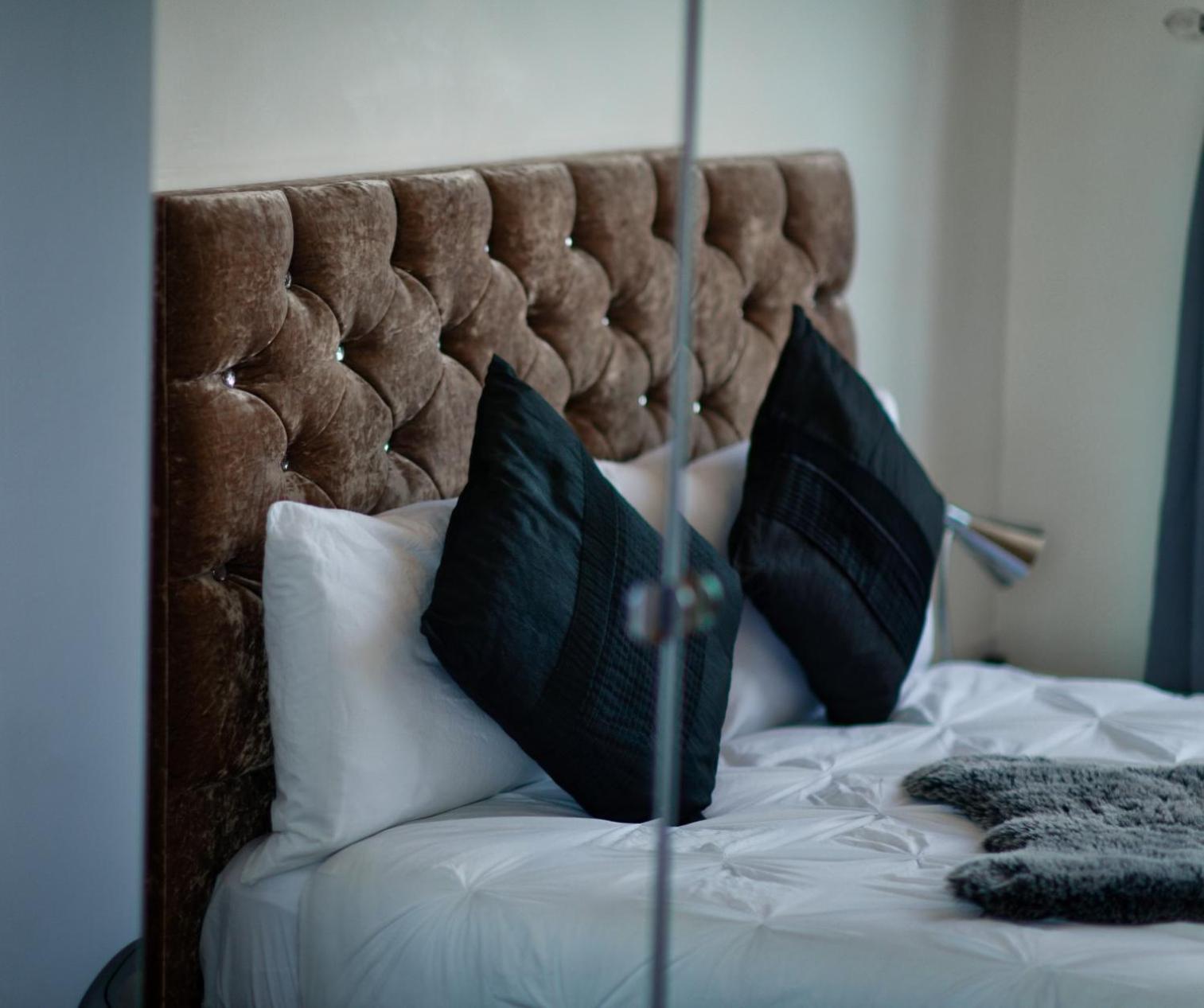 Sidemerseylivings - Central, Bright, And Convenient 2-Bedroom Apartment With Parking Liverpool Exterior photo
